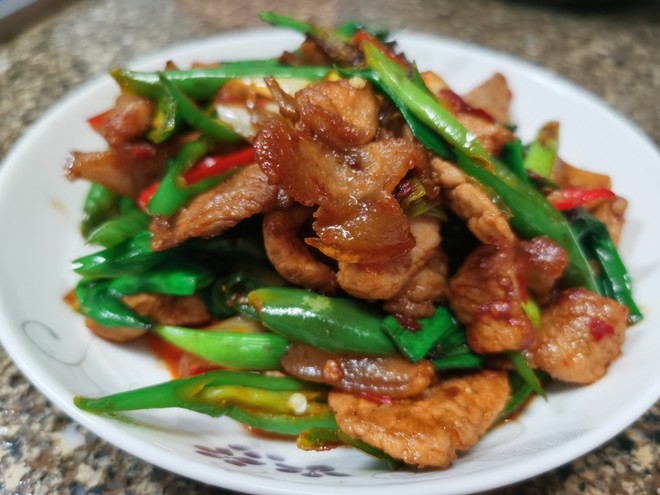 普京同金正恩通电话重申发展合作承诺