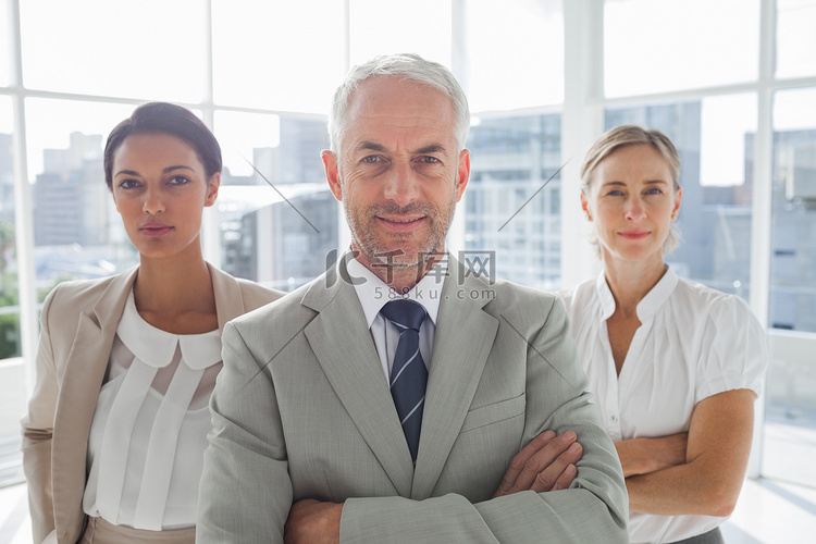 A股晚间热点 | 中央结算通知！简化境外机构入市流程